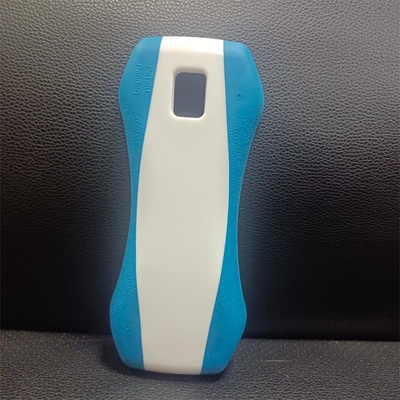 색이 기능과 일치하는 곳: 투여 폼의 예술 파란색과 흰색 뚜?? 폼